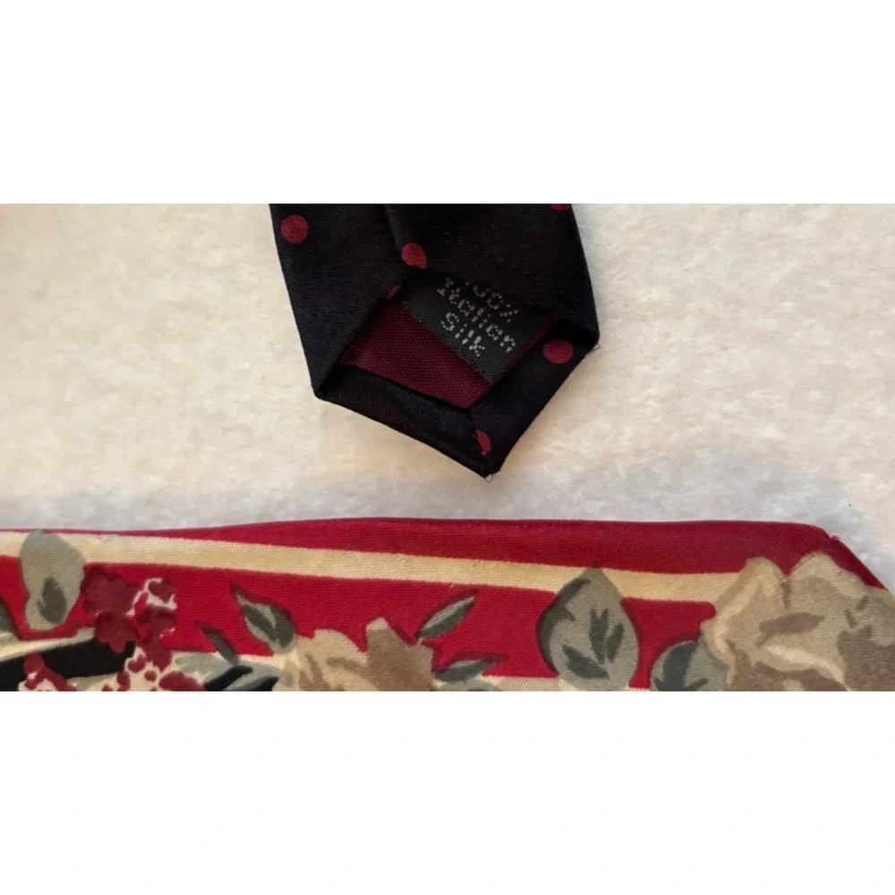 Vintage Louis‎ Feraud 100% Silk Necktie With Geometric Pattern: 59